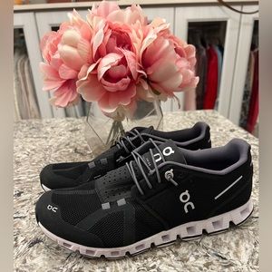 On Cloud 5 Running Shoes